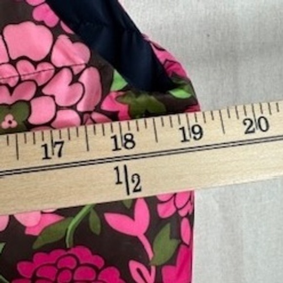 Lilly Pulitzer‎ Libbi Reversible Duck Down Blend Vest size Medium Pink/Blue - Picture 5 of 6